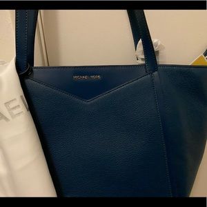 Michael kors soft leather brand new bag